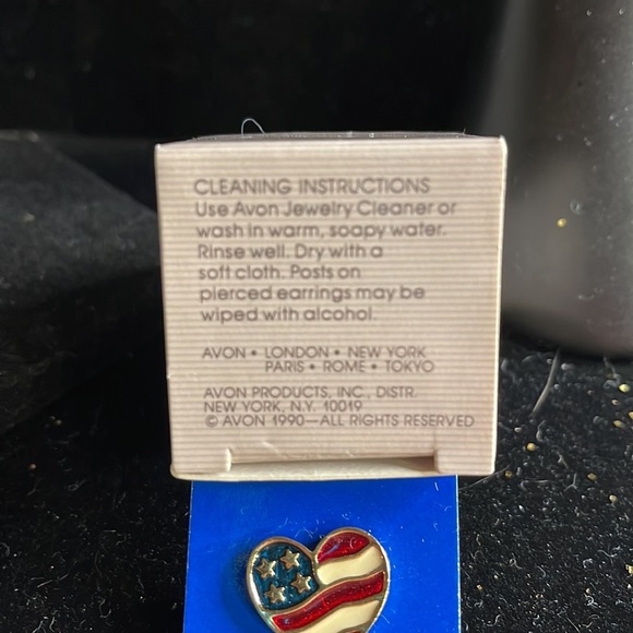 Avon *1990 Vintage Heart of America Pin - Picture 3 of 3